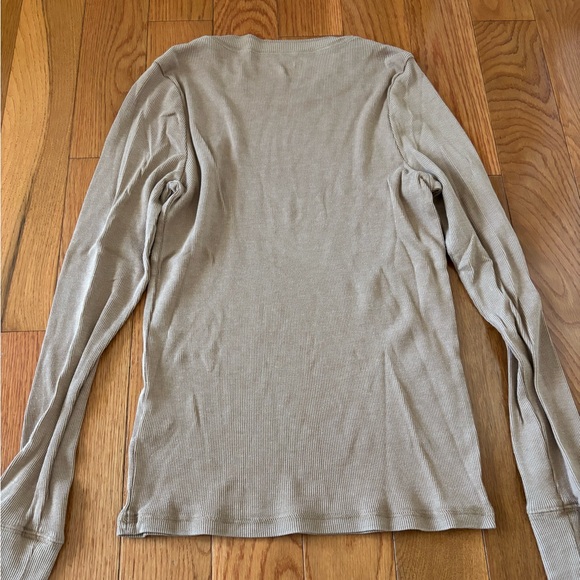 * | aerie | long sleeve shirt. Size L. - Picture 3 of 3